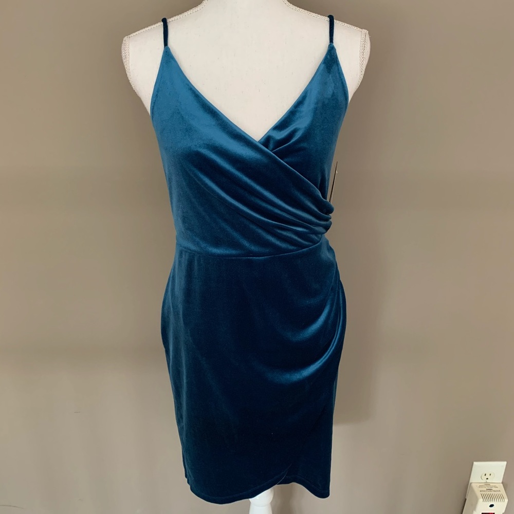 NWT Semi Formal Blue Velvet Dress
